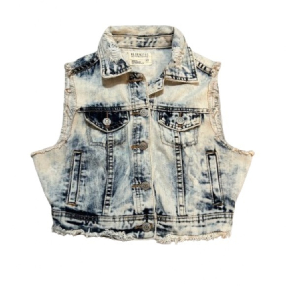 BLUENOTES tie dye distressed crop denim jean vest. Excellent condition. - Picture 1 of 6